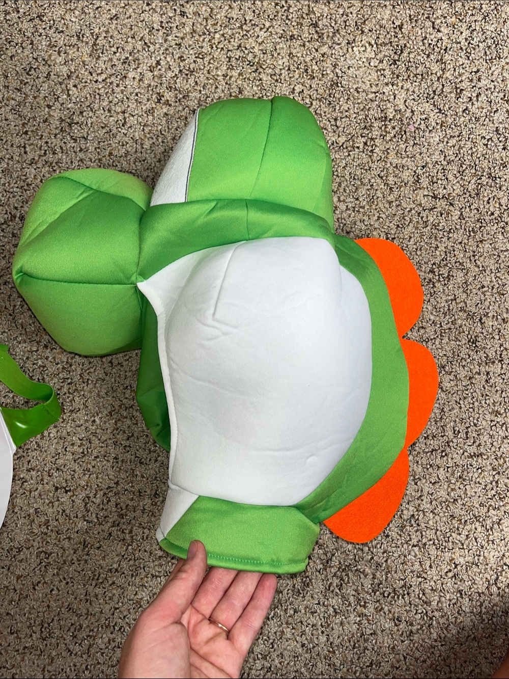 Nintendo Yoshi Plush Hat and Red Shell Backpack Straps - Green White Red - Picture 5 of 7